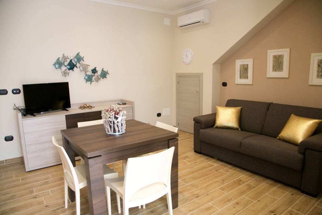 Living Brown Soggiorno Appartamenti Letojanni Casa Putti Marrone