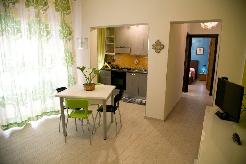 Green Kitchen Cucina Appartamenti Letojanni Casa Putti Verde